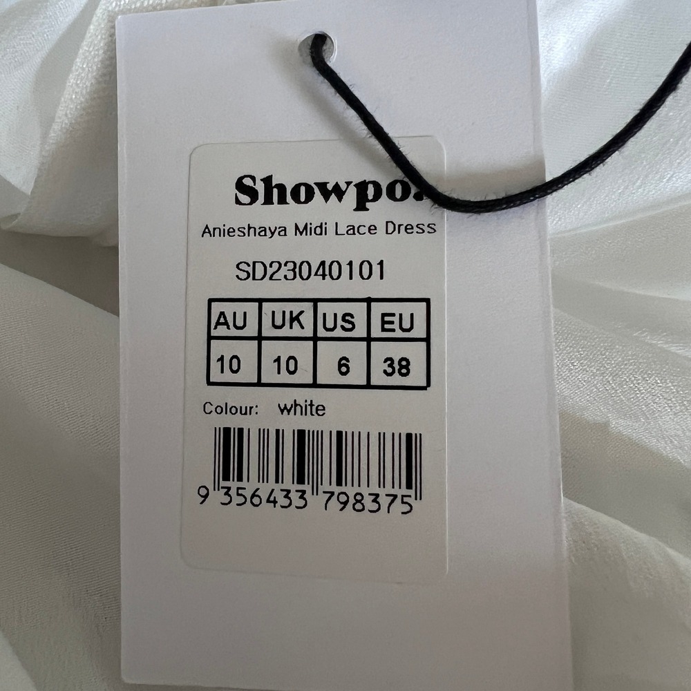 Showpo Anieshaya Dress 6 White Lace Eyelet Puff Sleeve Cutout Back Midi Boho NEW - Picture 5 of 11